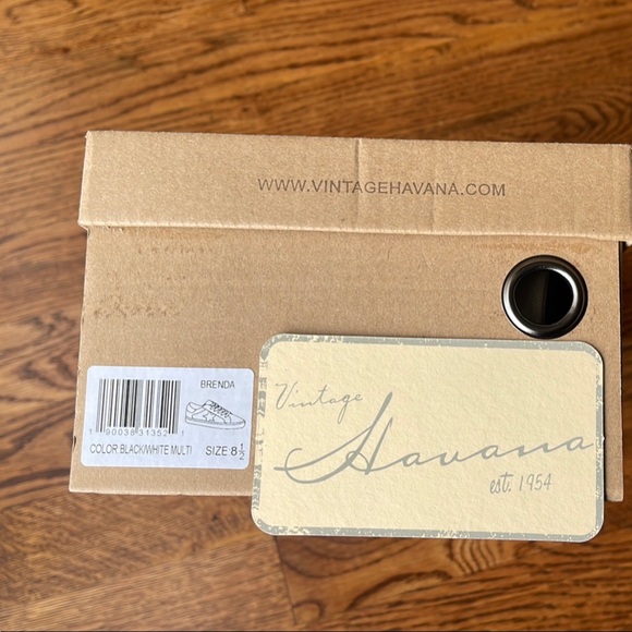 White Low-Top Sneakers with Perforated Pattern - Picture 10 of 10